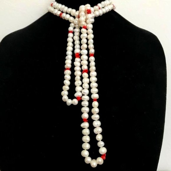 Unmarked Jewelry - Fresh Water Pearls & Dyed Red Coral Chips Necklace